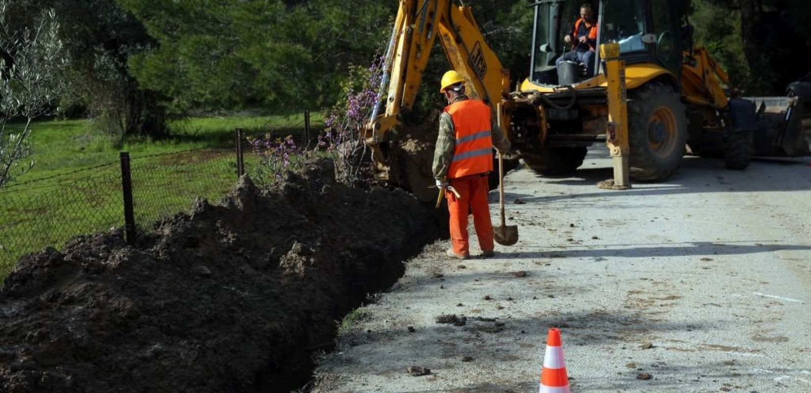 Πουλήθηκε σε ιδιώτες και το 49% του ΔΕΔΔΗΕ