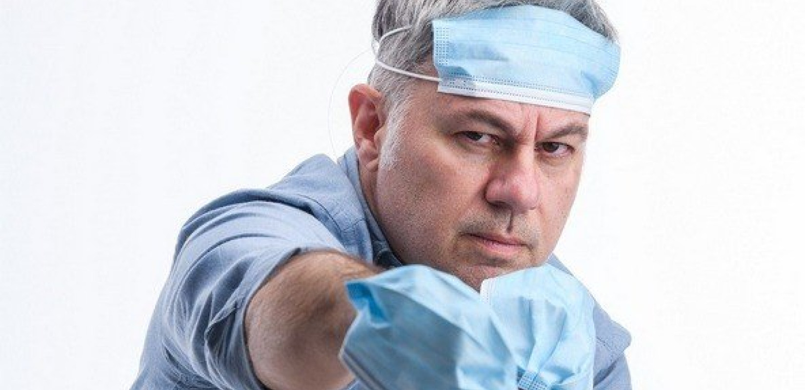 Xρ. Ζαραλίκος: Το χιούμορ είναι αντίδοτο αλλά δυστυχώς δεν είναι αντιικό