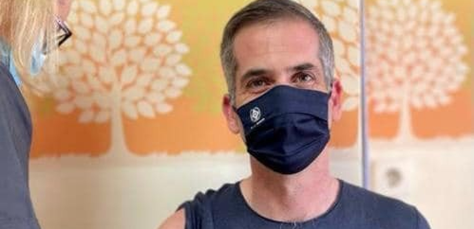 Με AstraZeneca εμβολιάστηκε ο Κώστας Μπακογιάννης