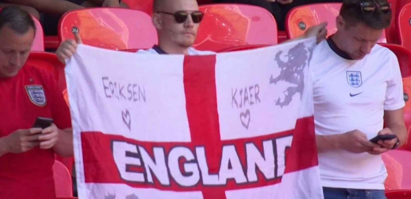 Έγραψαν τα ονόματα των Έρικσεν, Κιάερ στη σημαία της Αγγλίας (βίντεο)