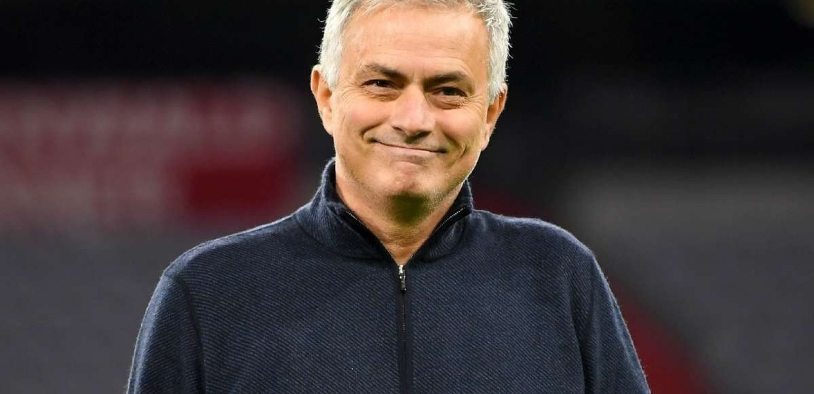 Ο Ζοζέ Μουρίνιο «πιστόλιασε» ξενοδοχείο της Κωνσταντινούπολης