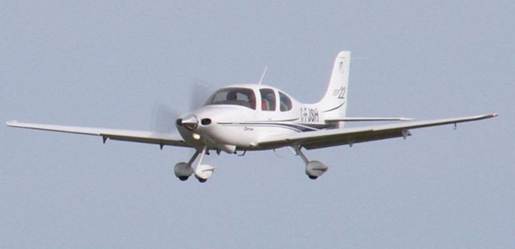 Ηράκλειο: Μονοκινητήριο αεροσκάφος έπεσε στη θάλασσα - Χωρίς τις αισθήσεις τους ο ένας επιβάτης