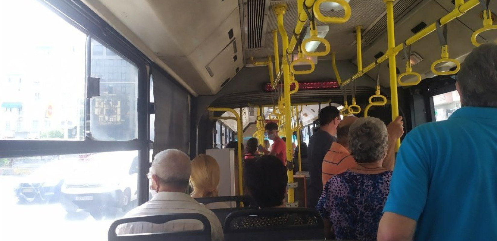 Θεσσαλονίκη: Αδιανόητη ρατσιστική επίθεση σε 23χρονη μέσα σε λεωφορείο