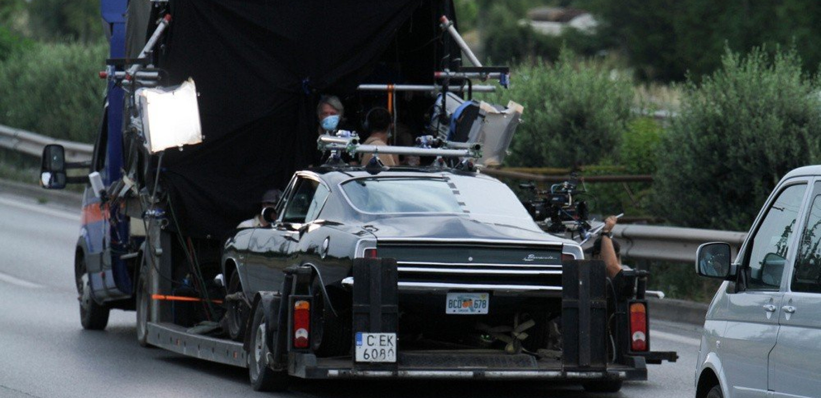 Θεσσαλονίκη: Οι σκηνές καταδίωξης του Μπαντέρας - Ο άδειος περιφερειακός τα supercars και οι σκηνές δράσης στον καύσωνα