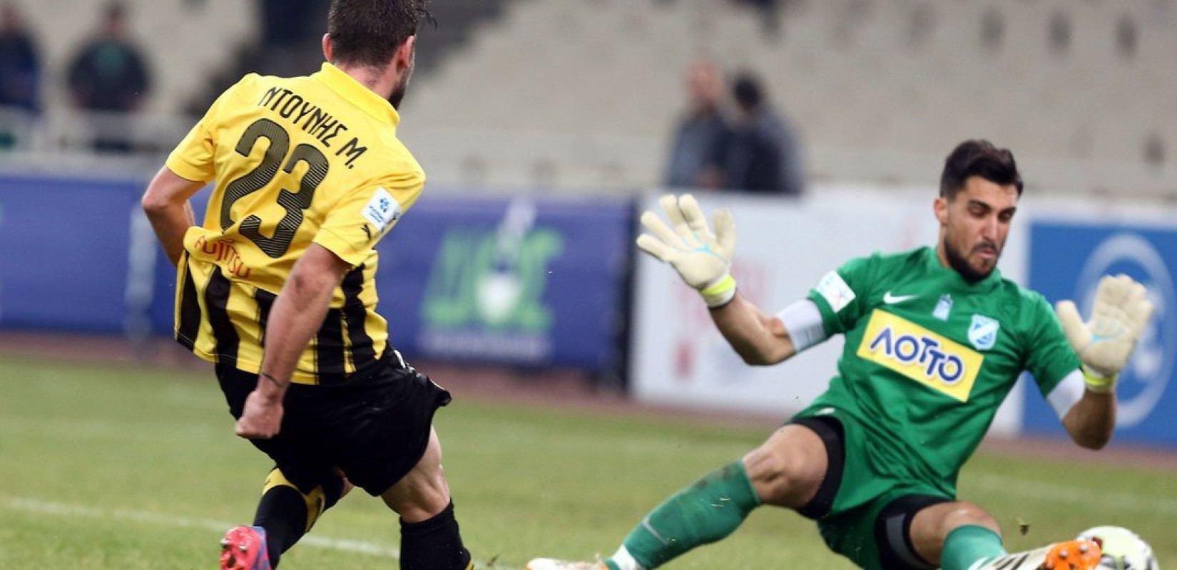 Όταν ο νικητής του Survivor έτρωγε γκολ από ΠΑΟΚ και ΑΕΚ (βίντεο) Όταν ο νικητής του Survivor έτρωγε γκολ από ΠΑΟΚ και ΑΕΚ (βίντεο)