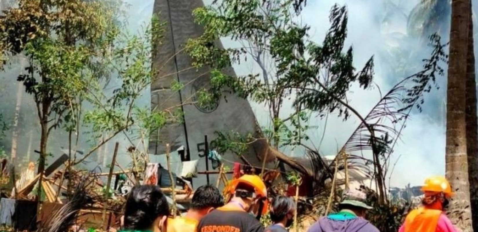 Στους 52 οι νεκροί από τη συντριβή C-130 στις Φιλιππίνες (βίντεο)