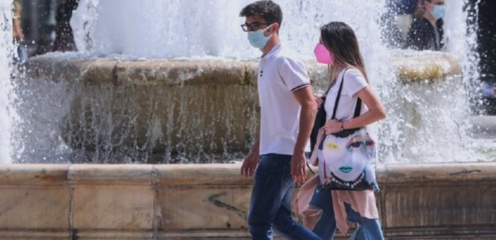 Πλεύρης: Ελεγχόμενη η αύξηση των κρουσμάτων – Η Όμικρον δεν πιέζει όπως η Δέλτα το ΕΣΥ (βίντεο)