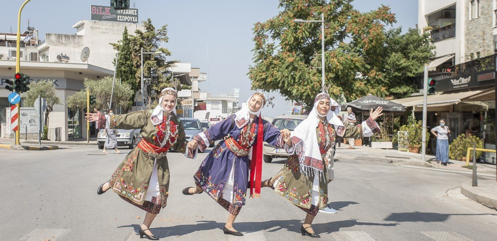 Με ένα μαγικό ταξίδι στον χρόνο τιμήθηκε ο πολιούχος Προφήτης Ηλίας στην Πυλαία (Φωτό)