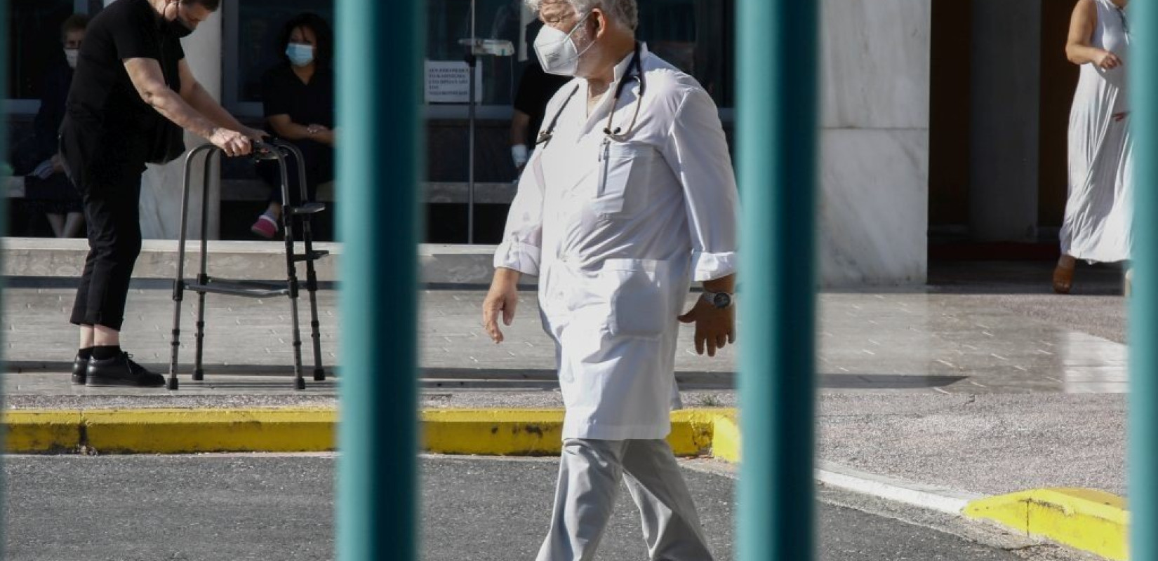 Κορονοϊός: Τέλος και τα τελευταία μέτρα στις δομές υγείας και στους ανεμβολίαστους Κορονοϊός: Τέλος και τα τελευταία μέτρα στις δομές υγείας και στους ανεμβολίαστους