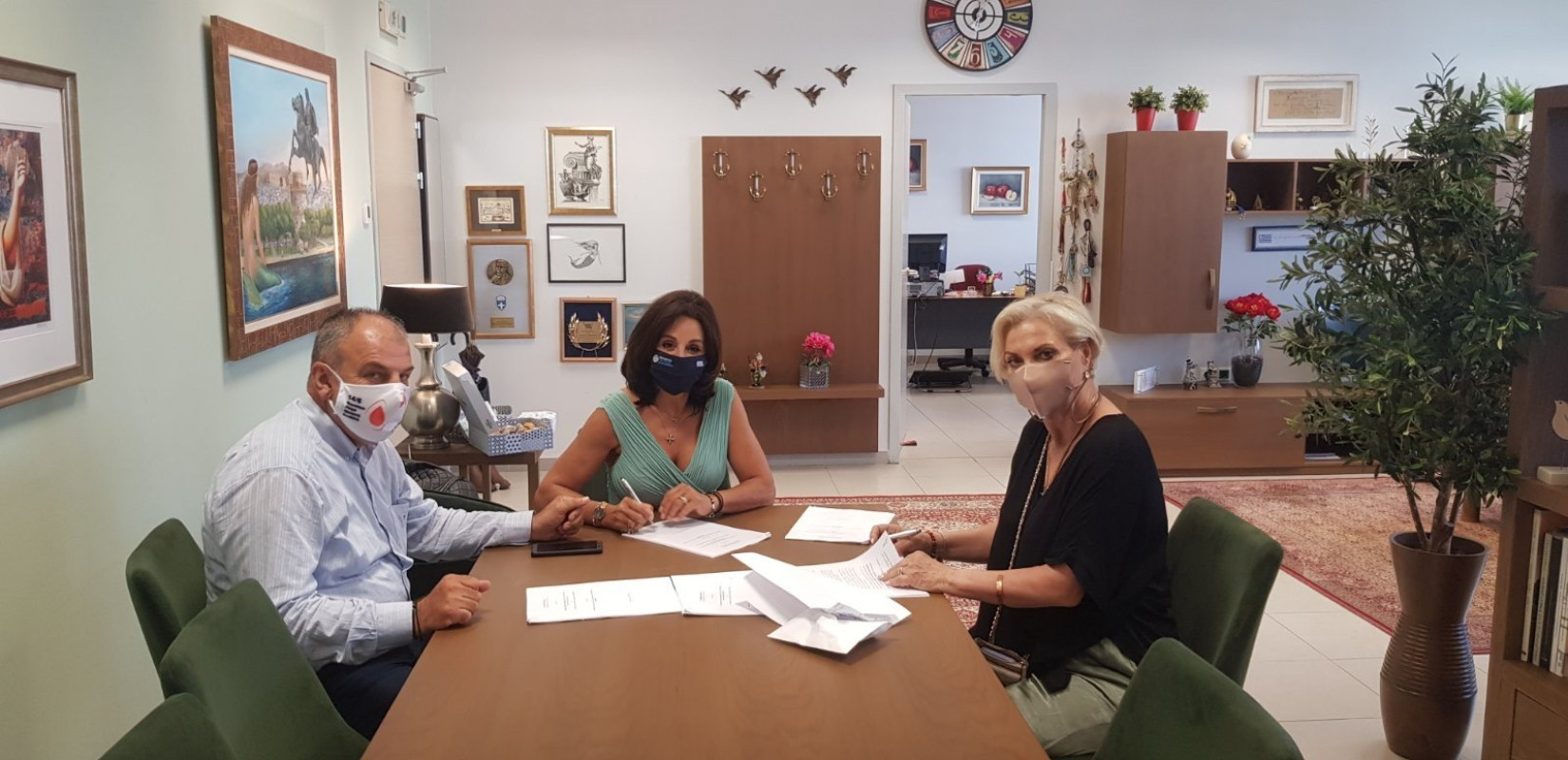 Η περιφέρεια ενισχύει το αντικαρκινικό νοσοκομείο “Θεαγένειο”