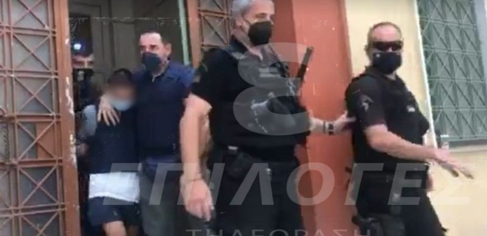 Φονικό στις Σέρρες: «Ο 22χρονος με απειλούσε ότι θα ανεβάσει γυμνές φωτογραφίες στο Facebook» - Τι καταγγέλλει η κοπέλα του θύματος (Βίντεο)