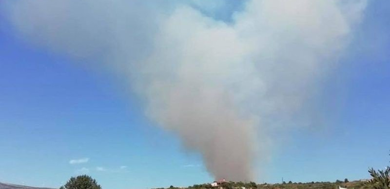 Το σχέδιο ανασυγκρότησης της βόρειας Εύβοιας συζήτησαν Λιβανός - Μπένος