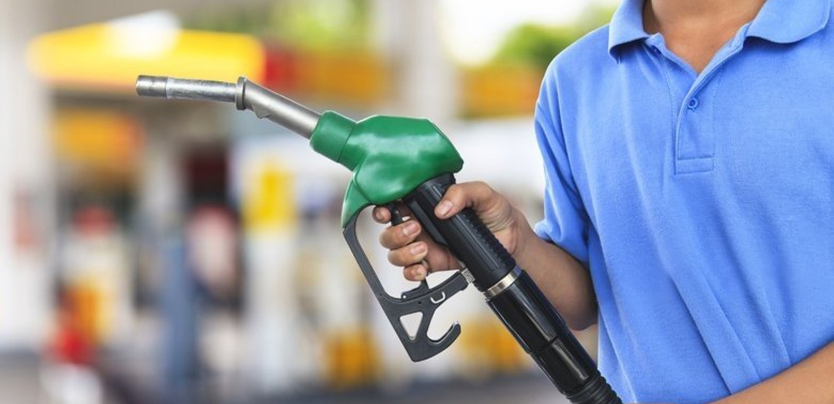 «Φρένο» της ΑΑΔΕ σε μεγάλο κύκλωμα λαθρεμπορίας καυσίμων: Ζημία 2,7 εκατ. ευρώ για το Δημόσιο