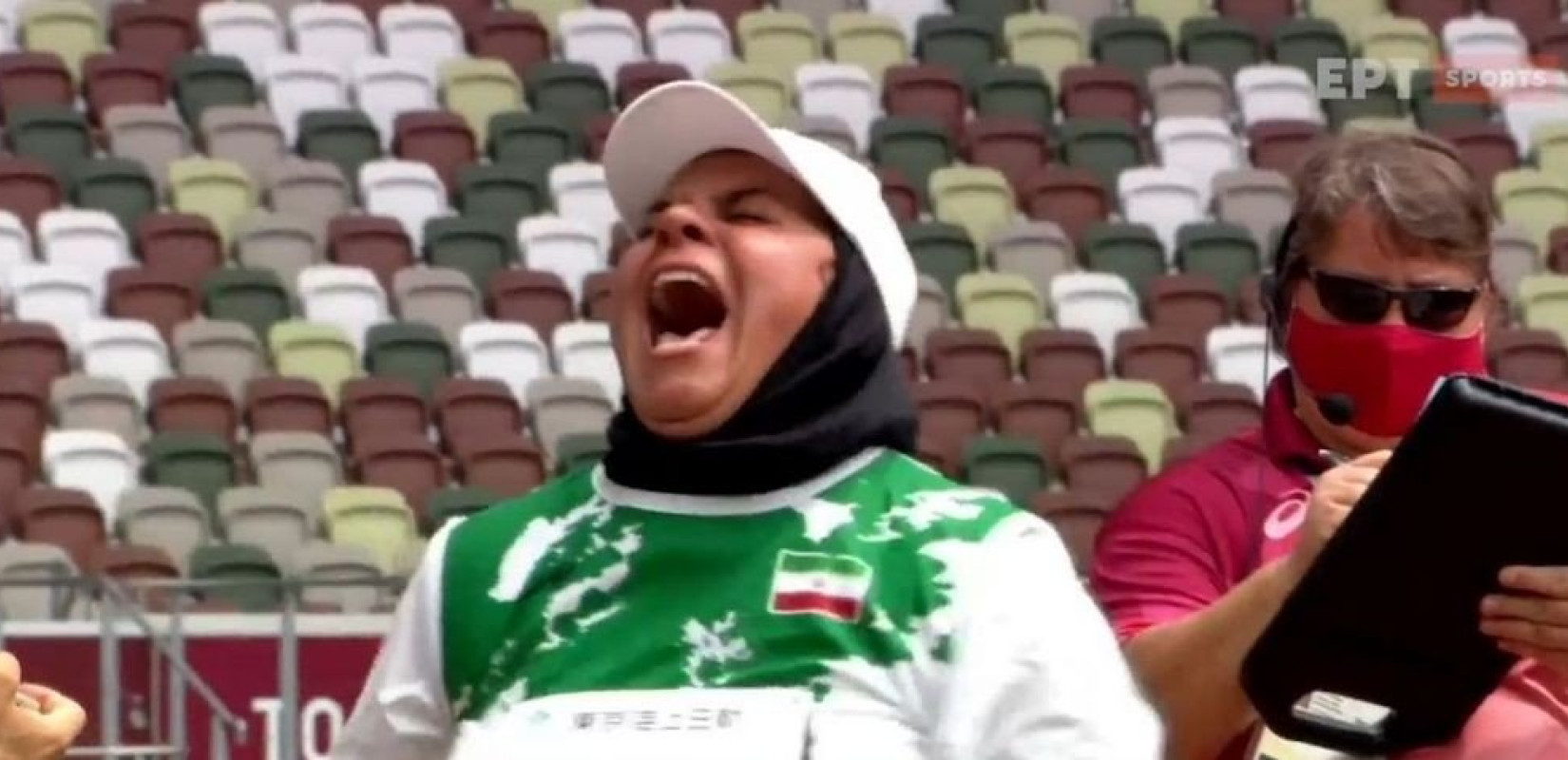 Παραολυμπιακοί Αγώνες: Μεγάλη συγκίνηση για την Ιρανή αθλήτρια που έκανε παγκόσμιο ρεκόρ (βίντεο)