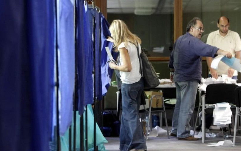 Δημοσκόπηση Metron Analysis: Θέλουν αλλαγή οι πολίτες – Πόσοι θα ψήφιζαν Τσίπρα, Σαμαρά, Καρυστιανού