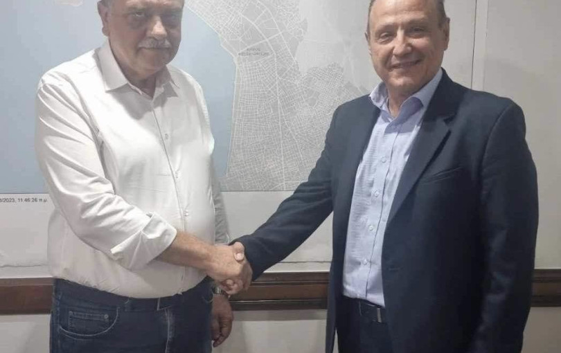 Στήριξη Τζακόπουλου σε Αγγελούδη Στήριξη Τζακόπουλου σε Αγγελούδη