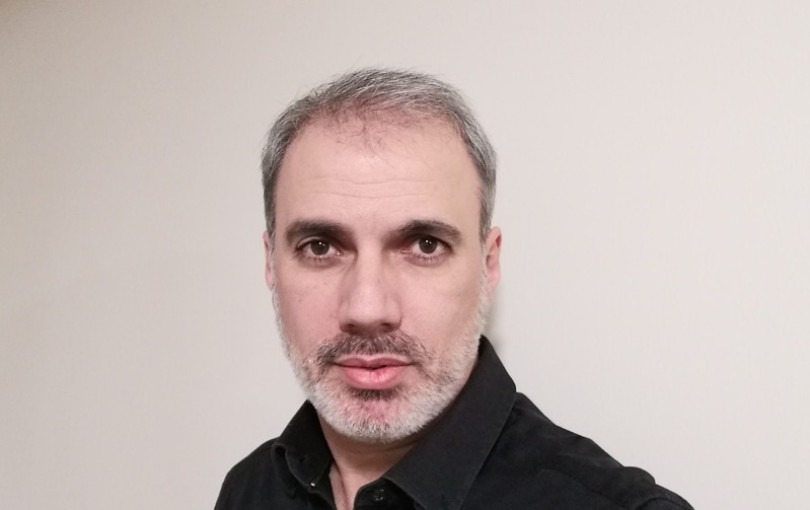 Από το "πράσινο" στο... χακί