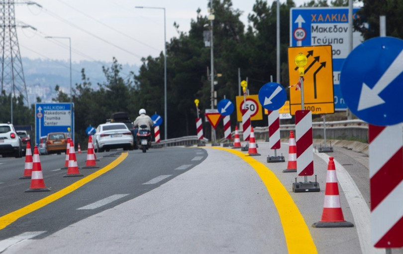 Θεσσαλονίκη: Μεγάλο μποτιλιάρισμα στον Περιφερειακό - Δίπλωσε νταλίκα