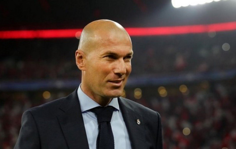 Η μεγάλη επιστροφή του Ζινεντίν Ζιντάν - Ο Γάλλος ξανά στους πάγκους (βίντεο)