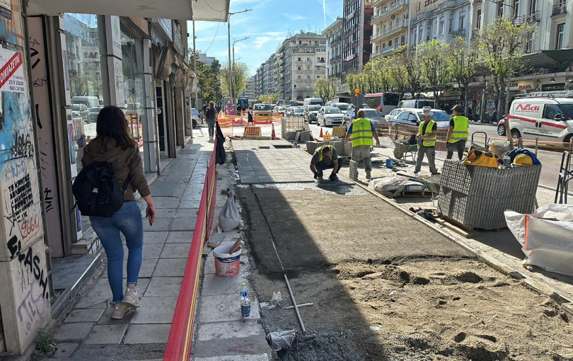 Θεσσαλονίκη: Υπεγράφη η σύμβαση για τα πεζοδρόμια - Σε δύο εβδομάδες ξεκινούν οι εργασίες