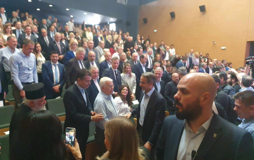 Συγχαρητήρια Μητσοτάκη για τον ΠΑΟΚ. ο «γουρλής» Σταϊκούρας και ο Αρειανός Νίκος Ταχιάος