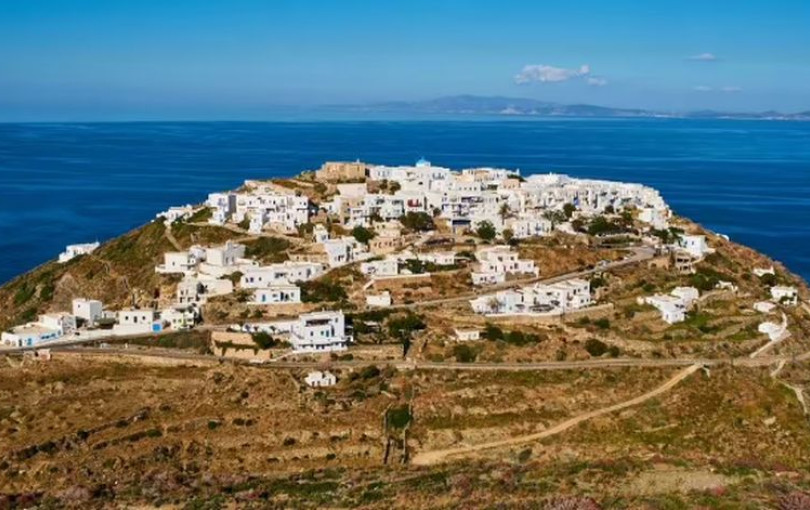 Η Σίφνος πρωτοπορεί ως top προορισμός για το 2026 - Η Ελλάδα στην κορυφή του τουριστικού χάρτη