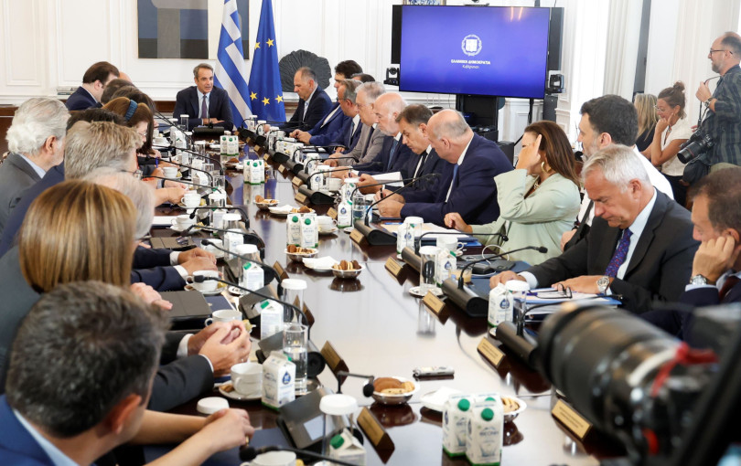 Η νέα ανάλυση στο Μέγαρο Μαξίμου και τα ονόματα για τον ανασχηματισμό (και από τη Θεσσαλονίκη). Γράφει ο Μποξέρ* Η νέα ανάλυση στο Μέγαρο Μαξίμου και τα ονόματα για τον ανασχηματισμό (και από τη Θεσσαλονίκη). Γράφει ο Μποξέρ*