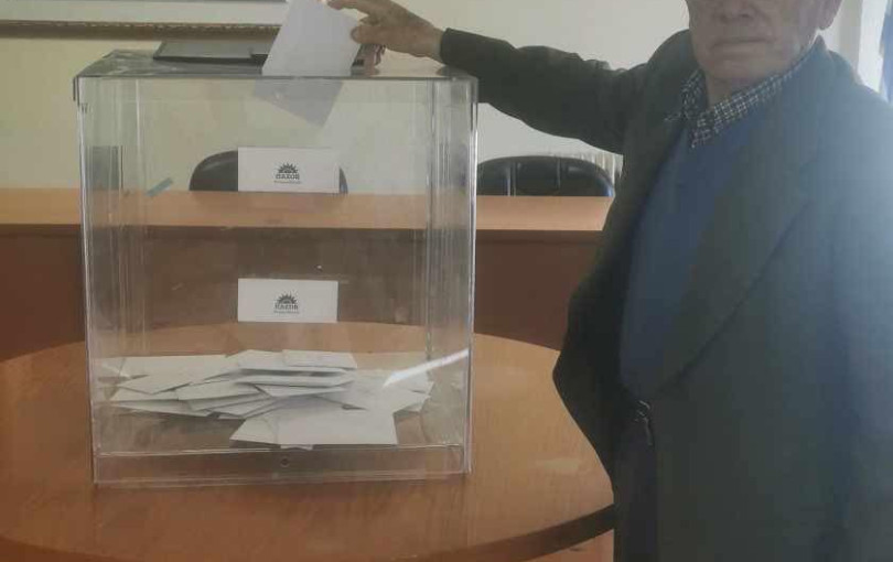 Ψηφοφόρος… ετών 97