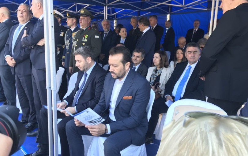 Δε λες κουβέντα