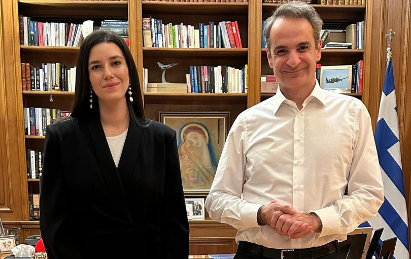 Μισάωρο τετ-α-τετ στο Μαξίμου