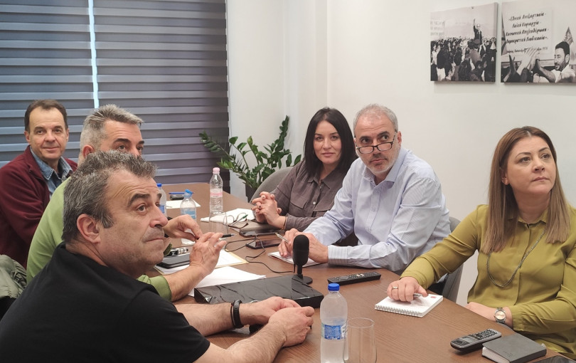 Στο γραφείο του Νίκου Ανδρουλάκη οι πρώην εργαζόμενοι της ΕΛΒΟ