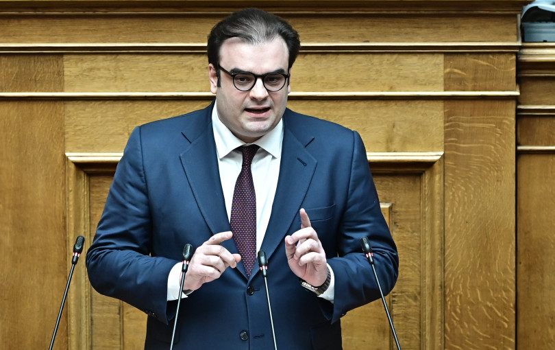 Φαιδρά Πορτοκαλέα#160: Ο Άη Βασίλης του καλοκαιριού, τα βοσκοτόπια φάντασμα, 160 και… τέλος...