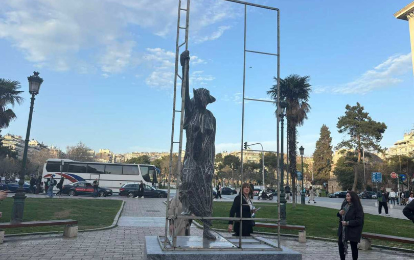 Φαιδρά Πορτοκαλέα#149: Το άγαλμα, ένα «κουφό» όνειρο, το θαύμα, τα δυναμιτάκια, η συνεχής αστυνομική σιωπή και η «πατάτα» του υπουργείου