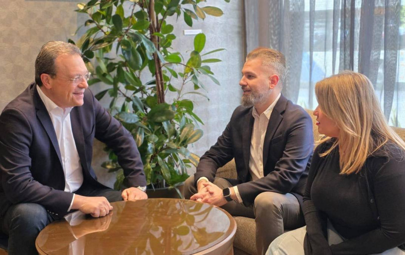 Από το ΠΑΣΟΚ στο… ΣΥΡΙΖΑ