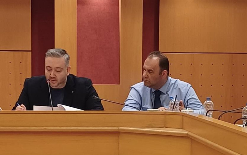 Οι δήμαρχοι στις Αιγές