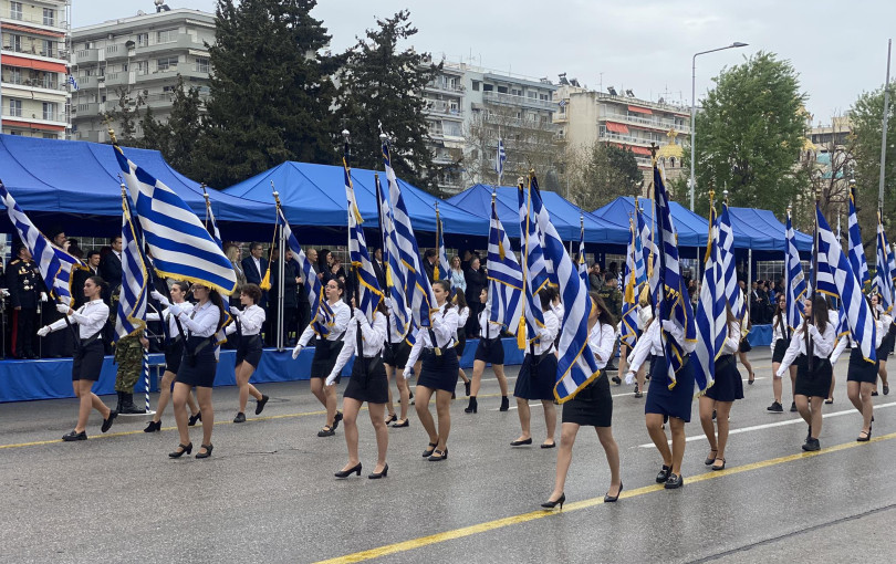 ΕΡΤ: Η Αθήνα δεν… αφήνει ούτε τη στρατιωτική παρέλαση στη Θεσσαλονίκη
