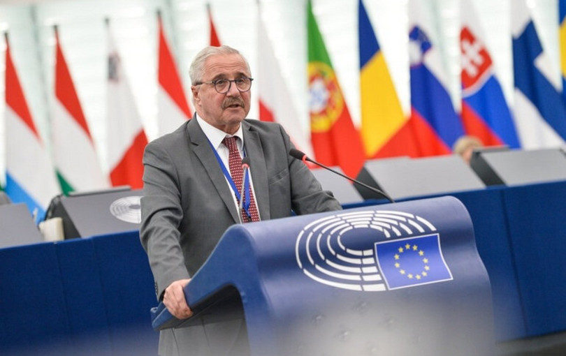 Στο ευρωκοινοβούλιο η υπόθεση των υποκλοπών μετά το αίτημα του ευρωβουλευτή του ΠΑΣΟΚ, Γ. Μανιάτη