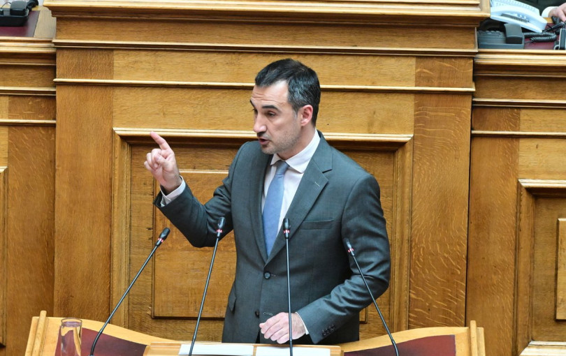 Α. Χαρίτσης: Να δεσμευτεί ο Μητσοτάκης ότι η Σούδα δεν θα χρησιμοποιηθεί για στρατιωτικές επιθέσεις στο Ιράν