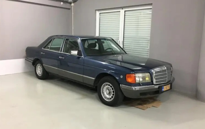 Στο «σφυρί» η αγαπημένη Mercedes του Ανδρέα Παπανδρέου - Πωλείται για 16.500 ευρώ (βίντεο, φωτ.) Στο «σφυρί» η αγαπημένη Mercedes του Ανδρέα Παπανδρέου - Πωλείται για 16.500 ευρώ (βίντεο, φωτ.)