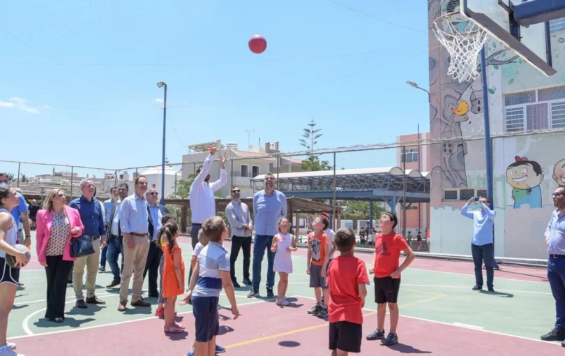 Μαρινάκης περί ύψους, αγαπημένου σήριαλ και Eurovision