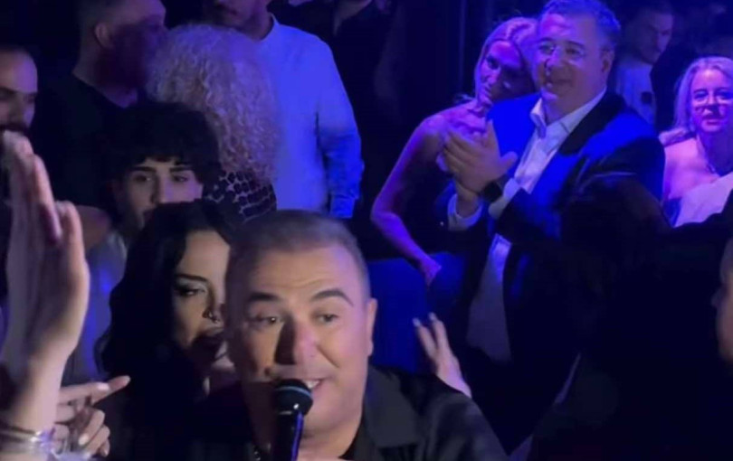 Ο Απόστολος Τζιτζικώστας διασκέδασε στον Αντώνη Ρέμο (βίντεο)