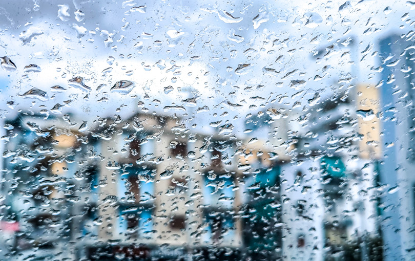 Καιρός: Με βροχές, καταιγίδες και αφρικανική σκόνη τα δυτικά και βόρεια μέρη της χώρας - Κίνδυνος για μειωμένη ορατότητα