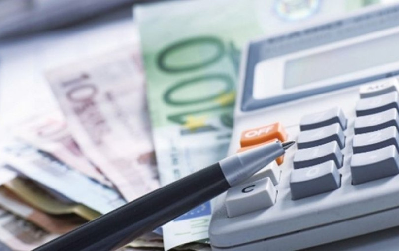 Σε εγρήγορση η κυβέρνηση: Επτά παρεμβάσεις-κλειδιά για το ιδιωτικό χρέος που φτάνει τα 247 δισ. ευρώ