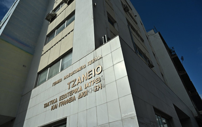 Νέο κρούσμα μηνιγγίτιδας: Σε κρίσιμη κατάσταση 22χρονος – Μεταφέρθηκε εσπευσμένα στο «Τζάνειο»