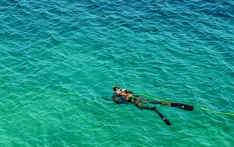 Πάργα: Αγνοείται από το πρωί ένας ψαράς στην περιοχή Λύχνος - Ο γαμπρός του ήταν μαζί του στη βάρκα (βίντεο)