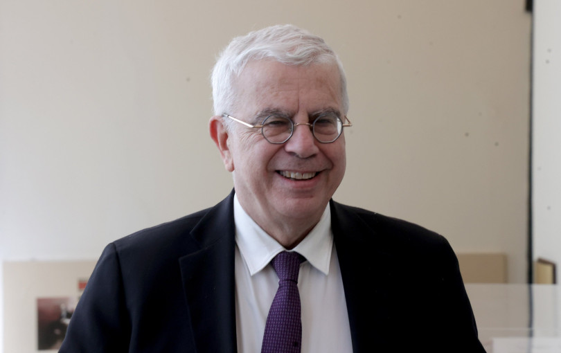 Σιμόπουλος: Η αστυνομία να σπάσει τα αγροτικά μπλόκα - Και με βία αν χρειαστεί» (βίντεο)