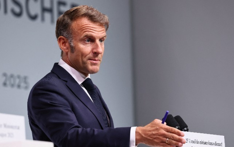 Διάλογο Πούτιν με Ευρωπαίους ηγέτες επιδιώκει ο Μακρόν