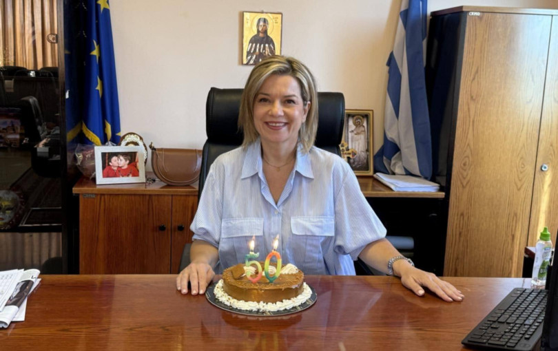 Η τούρτα της δημάρχου