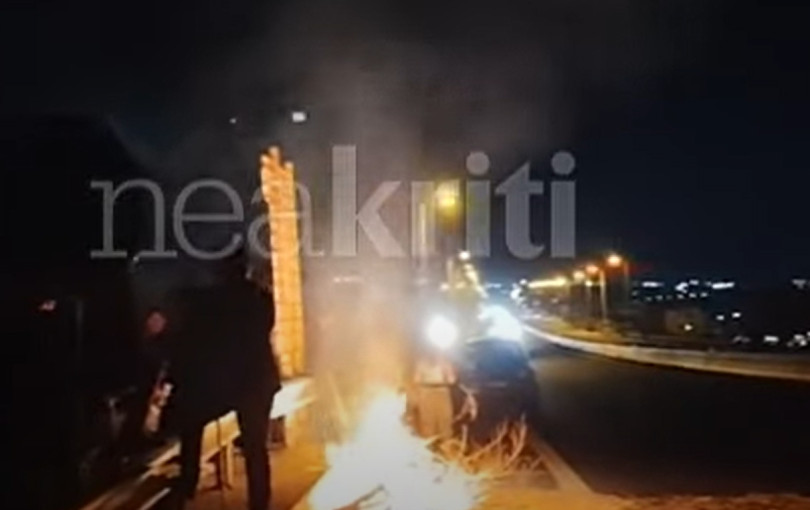 ΒΟΑΚ: Στα μπλόκα τους παραμένουν αγρότες και κτηνοτρόφοι