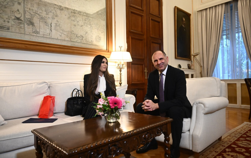 Ο μήνας του μέλιτος της Γκίλφοϊλ, οι Ολυμπιακοί του 2004 και ο... ατακαδώρος ΠτΔ